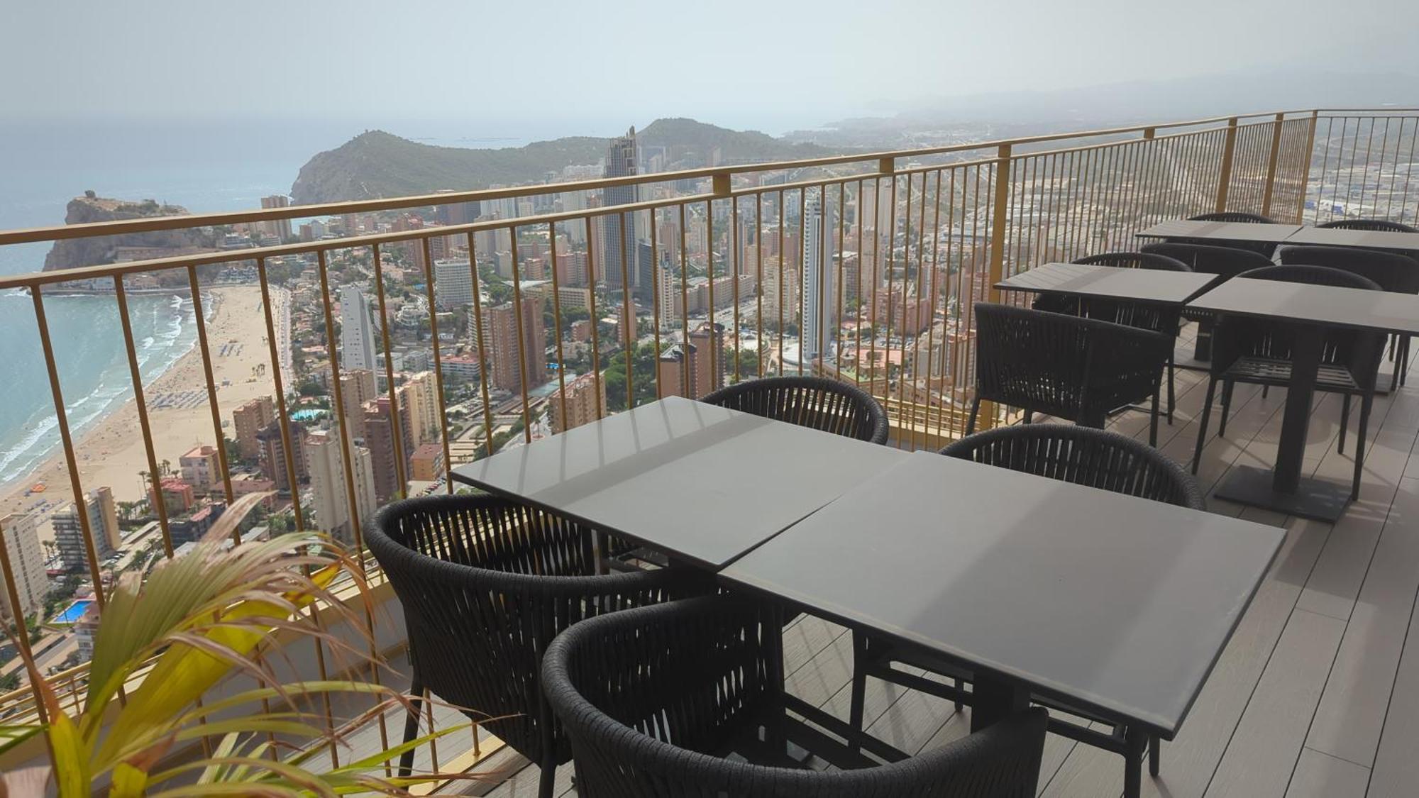 Intempo Luxury Sky View & Spa Resort Μπένιντορμ Εξωτερικό φωτογραφία