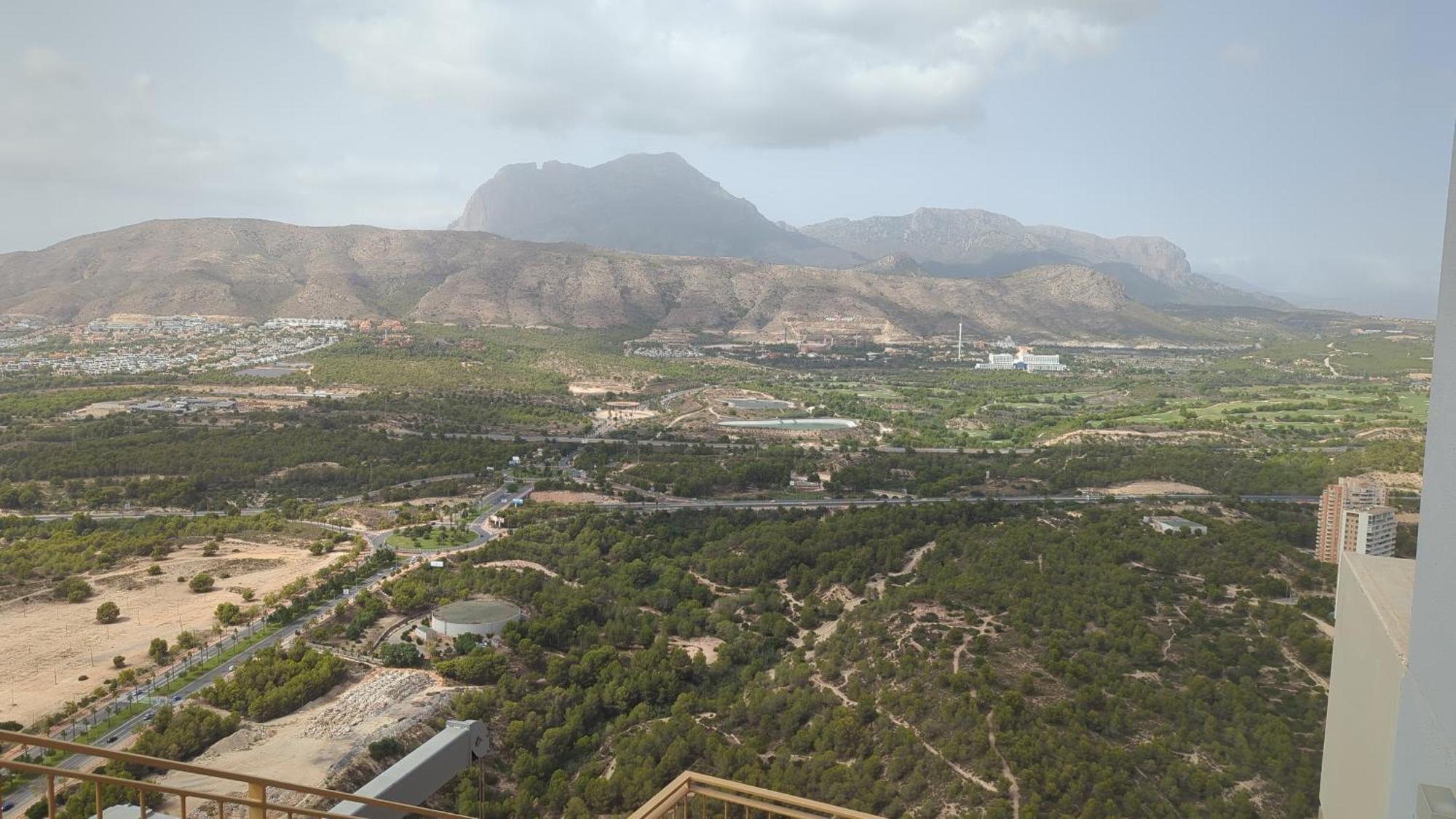 Intempo Luxury Sky View & Spa Resort Μπένιντορμ Εξωτερικό φωτογραφία